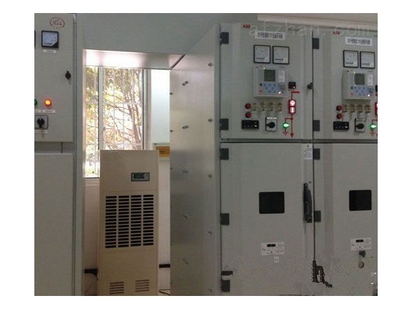 專為小型配電間設(shè)計的配用電監(jiān)測與管理主機